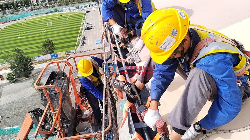 緊抓施工進度|這個體育場PTFE膜結構工程有最新動態~