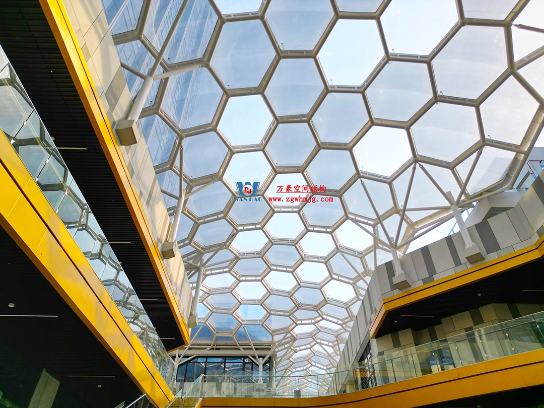 已完工，這個(gè)ETFE氣枕商業(yè)天幕閃亮登場(chǎng)！