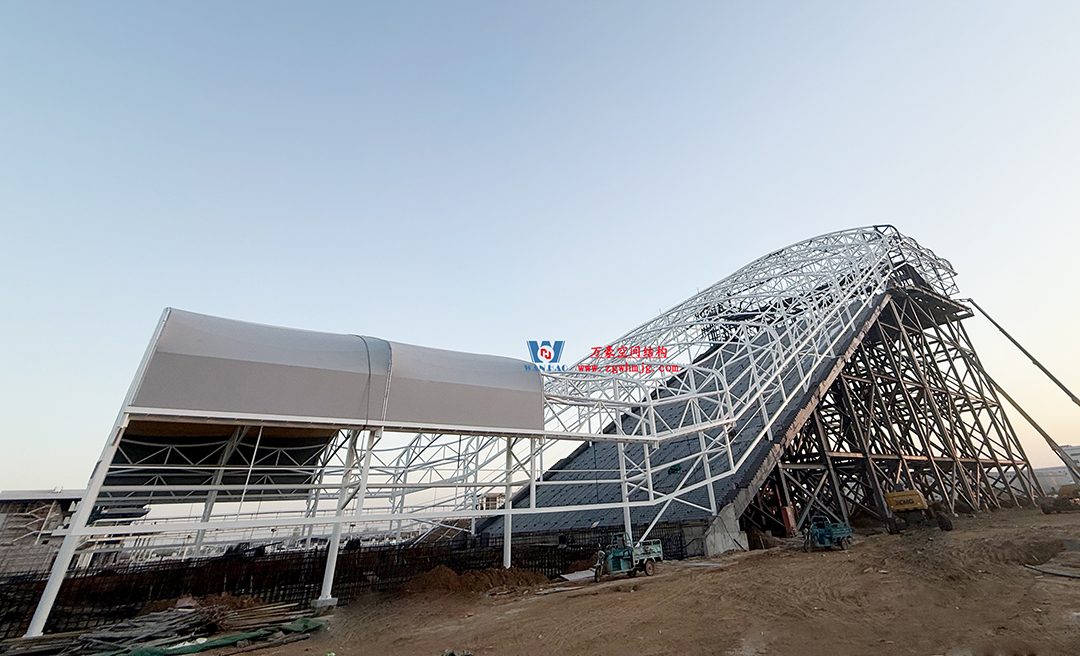 備受青睞的鋼膜結(jié)構(gòu)建筑景觀(guān)