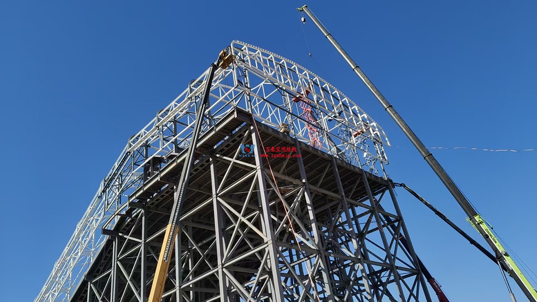 備受青睞的鋼膜結(jié)構(gòu)建筑景觀(guān)